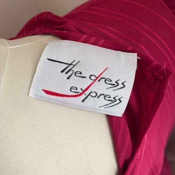 Enchanted Vintage 1970s Magenta Striped Dress – Deadstock with Tags (Ohrbach’s) - Picture 7 of 10